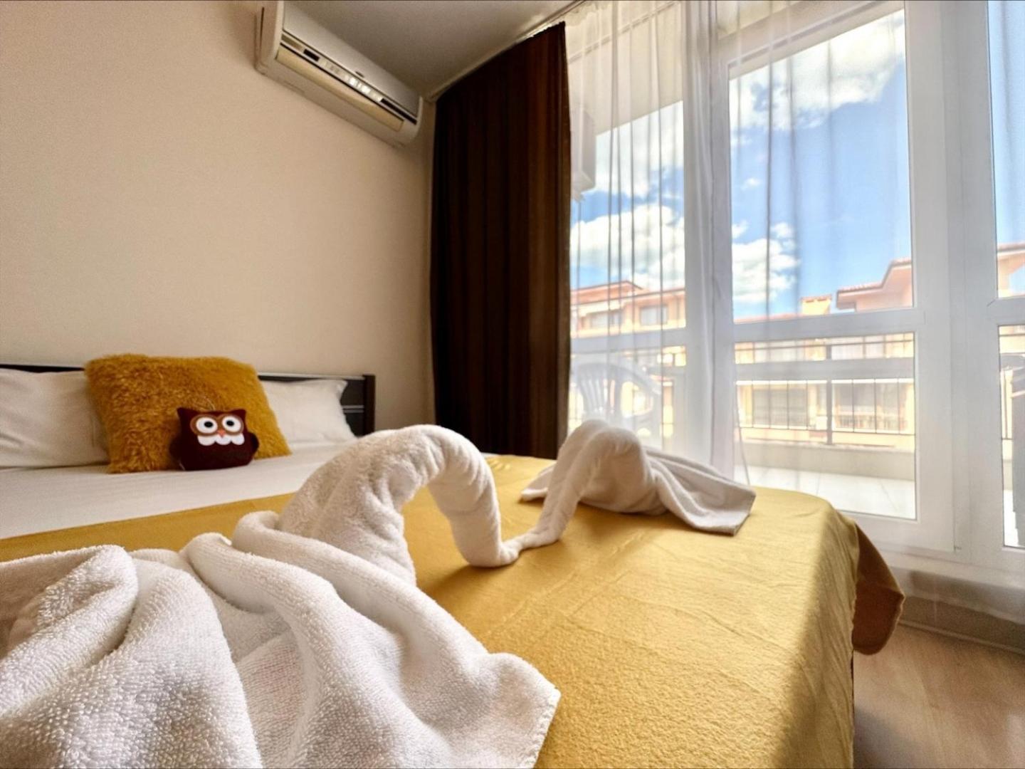 Menada Luxor Apartments Sveti Vlas Habitación foto