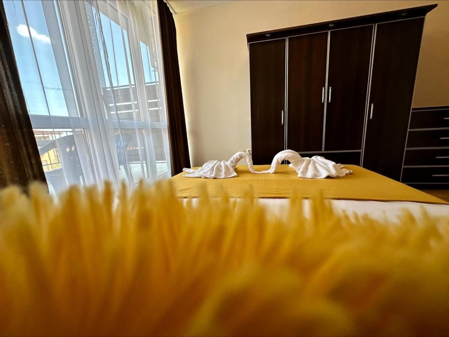 Menada Luxor Apartments Sveti Vlas Habitación foto