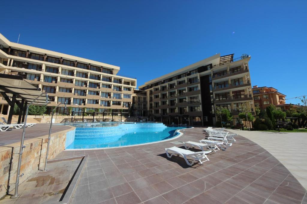 Menada Luxor Apartments Sveti Vlas Exterior foto