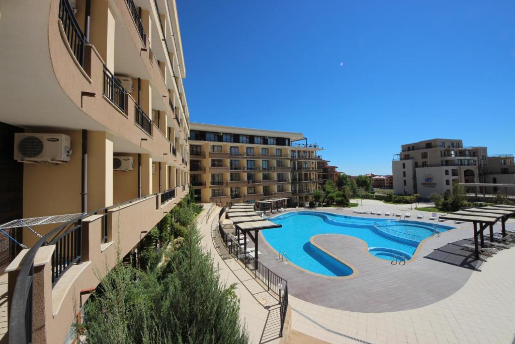 Menada Luxor Apartments Sveti Vlas Exterior foto
